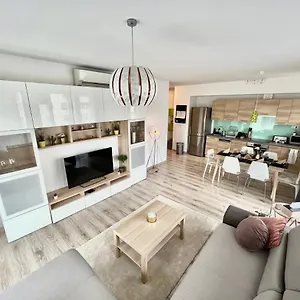 Apartamento Diamond - 3 Bedroom, Luxurious In The Heart Of The, Budapest