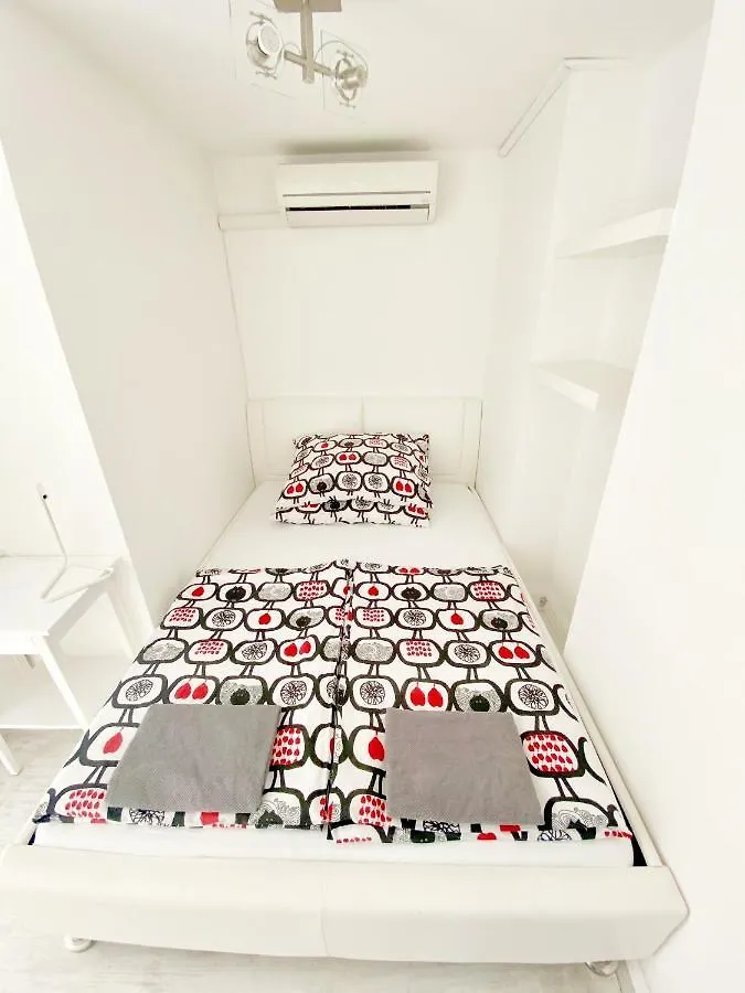 Loft With Rooftop And Free Parking In Garage Budapest Hungría